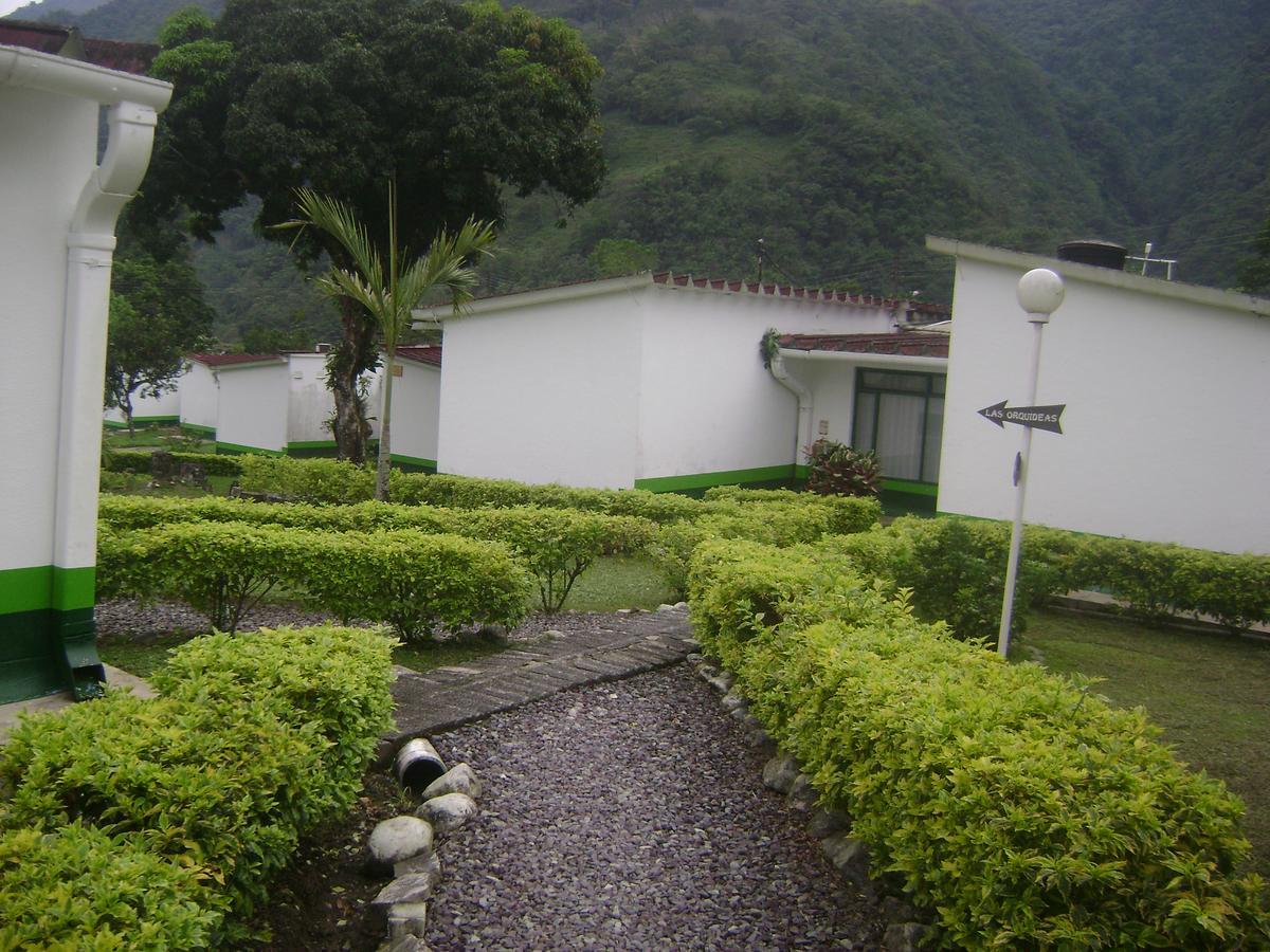 Servituristicos La Esmeralda Hotel Santa Maria Bagian luar foto